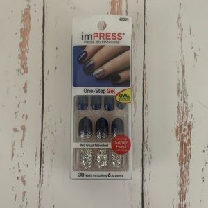 5 for $20 Kiss Nails (Please read description!)